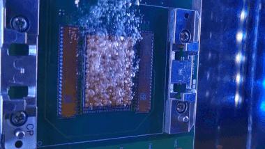 60862e10b9af6.jpg 恒訊科技分享:噴淋系統降溫服務器系統應用時代來臨.jpg